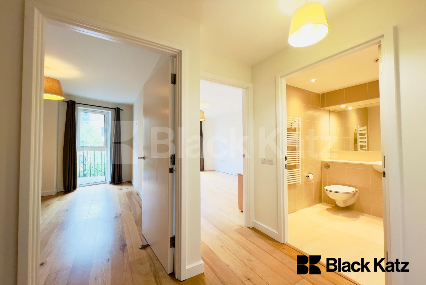 Private Development with balcony & 24 hour concierge  South Central Steedman Street, Elephant and Castle